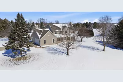 N66W35104  Lappland Xing, Oconomowoc, WI 53066 - Photo 1