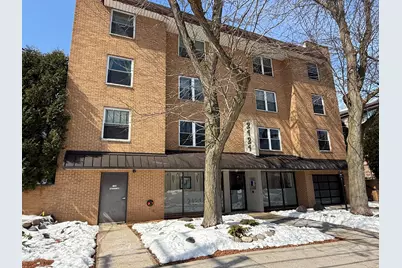 2121 N Cambridge Ave #112, Milwaukee, WI 53202 - Photo 28