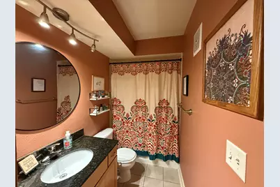 2121 N Cambridge Ave #112, Milwaukee, WI 53202 - Photo 20