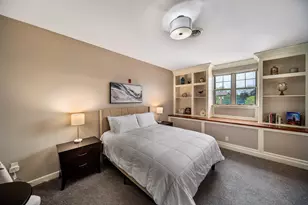 4100 S Lake Dr, Saint Francis, WI 53235 - Photo 20