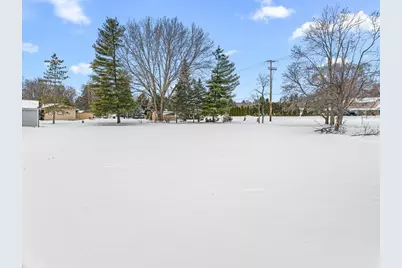 N95W25044  Whitewater Dr, Lisbon, WI 53017 - Photo 4