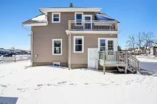 426 E Pleasant St, Oconomowoc, WI 53066 - Photo 60