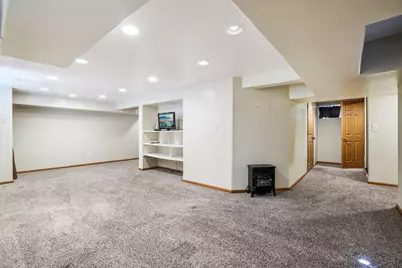 426 E Pleasant St, Oconomowoc, WI 53066 - Photo 54