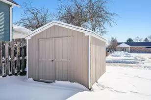 426 E Pleasant St, Oconomowoc, WI 53066 - Photo 58