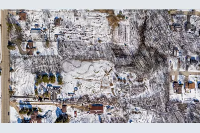 2235  Newman Rd, Racine, WI 53406 - Photo 8