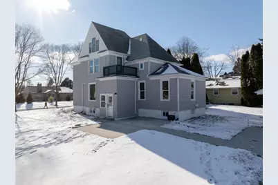 704  Grand Ave, Sheboygan, WI 53083 - Photo 4