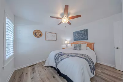 2928  Winnebago Dr, Summit, WI 53066 - Photo 10