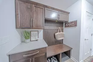 2928 Winnebago Dr, Summit, WI 53066 - Photo 12