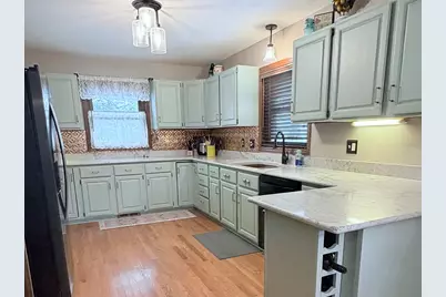 N57W26446  Mountain Meadows Dr, Lisbon, WI 53089 - Photo 4