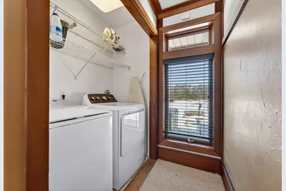 998 E Newark Dr, Farmington, WI 53090 - Photo 20