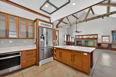 998 E Newark Dr, Farmington, WI 53090 - Photo 6