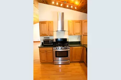 517  3rd St, La Crescent, MN 55947 - Photo 6