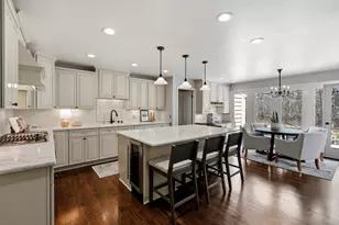 9940 N Lamplighter Ln, Mequon, WI 53092 - Photo 2