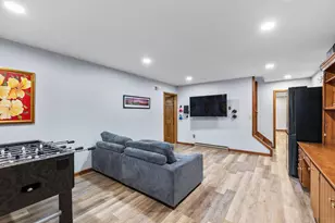 9940 N Lamplighter Ln, Mequon, WI 53092 - Photo 26