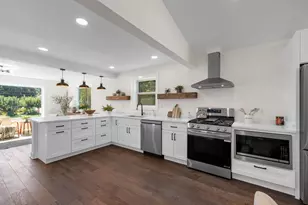 1005 Center St, Delavan, WI 53115 - Photo 2