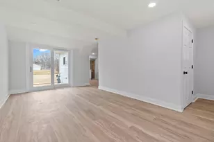 4227 Chestnut Ave, Delavan, WI 53115 - Photo 2