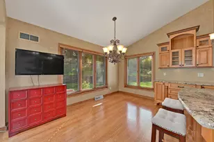 19775 Trilby Ct, Brookfield, WI 53045 - Photo 16