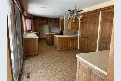 S37W32055  Kamps Ct, Genesee, WI 53189 - Photo 8