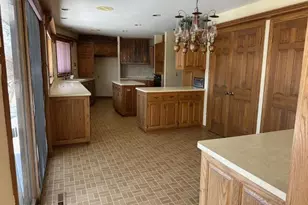 S37W32055 Kamps Ct, Genesee, WI 53189 - Photo 8