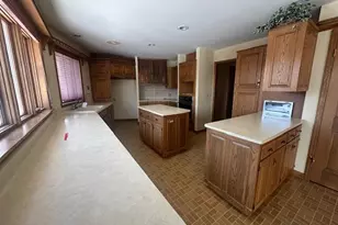 S37W32055 Kamps Ct, Genesee, WI 53189 - Photo 10