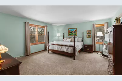 1414 W El Rancho Dr, Mequon, WI 53092 - Photo 28