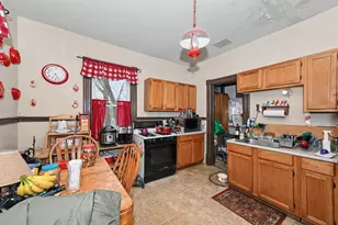 2447 S Burrell St, Milwaukee, WI 53207 - Photo 10