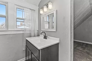 441 S Pine St, Burlington, WI 53105 - Photo 32