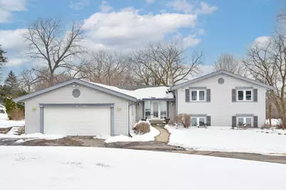 W210N11170  Mountbrooke Dr, Germantown, WI 53022 - Photo 2