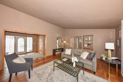 W210N11170  Mountbrooke Dr, Germantown, WI 53022 - Photo 8