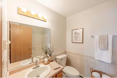 715  Canterberry Ct #312, West Bend, WI 53090 - Photo 6