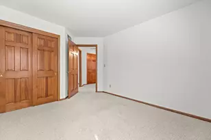 308 King William Ct, Waukesha, WI 53186 - Photo 18