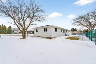 1334 Timmie Dr, Racine, WI 53406 - Photo 22