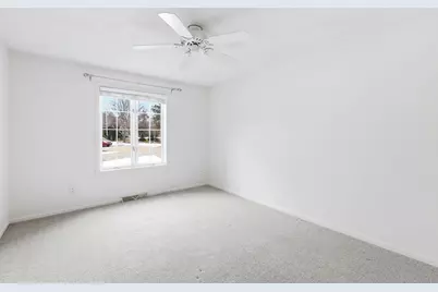 778  Sunshine Ln, Neenah, WI 54956 - Photo 16