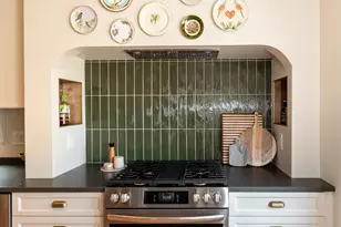 8324 Gridley Ave, Wauwatosa, WI 53213 - Photo 10