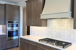 109 Olde Howell Ct, Waukesha, WI 53186 - Photo 6