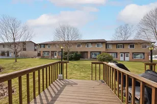 W167N11563 Westminster Ct, Germantown, WI 53022 - Photo 18