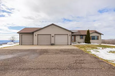W1660  Maplewood Ln, Belvidere, WI 54610 - Photo 1