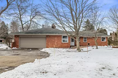 4950  James Ave, Racine, WI 53402 - Photo 2