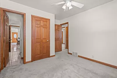 4950  James Ave, Racine, WI 53402 - Photo 12