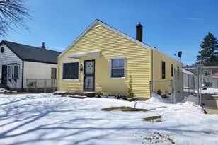 3931 N 70th St, Milwaukee, WI 53216 - Photo 2