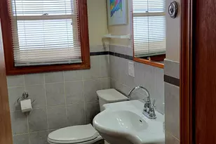 3931 N 70th St, Milwaukee, WI 53216 - Photo 8