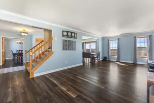 S96W12833 Walter Hagen Dr, Muskego, WI 53150 - Photo 4