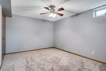 1009  Whispering Winds Pl, Onalaska, WI 54650 - Photo 18