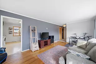 511 Grove St, Mayville, WI 53050 - Photo 2