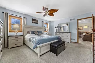 2900 E Honeysuckle Dr, Oak Creek, WI 53154 - Photo 28