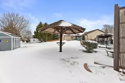 2900 E Honeysuckle Dr, Oak Creek, WI 53154 - Photo 40