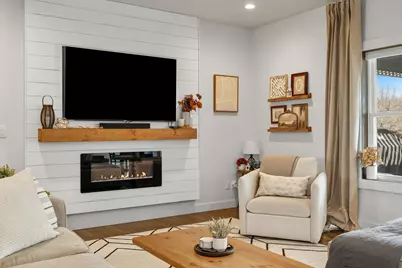 1703  Bridger Dr, Holmen, WI 54636 - Photo 4