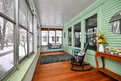 629  9th St, Winona, MN 55987 - Photo 2