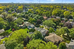 5050 N Lake Dr, Whitefish Bay, WI 53217 - Photo 78