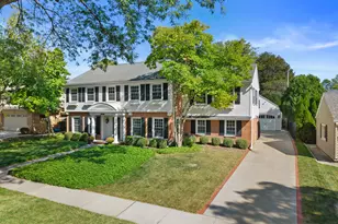 5050 N Lake Dr, Whitefish Bay, WI 53217 - Photo 1